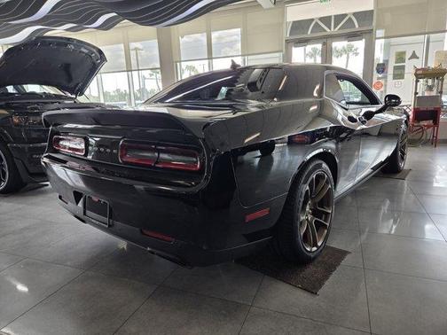 Pitch Black Clearcoat 2023 Dodge Challenger SRT Hellcat