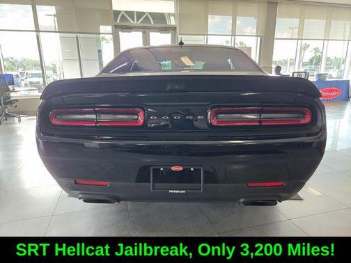 Pitch Black Clearcoat 2023 Dodge Challenger SRT Hellcat