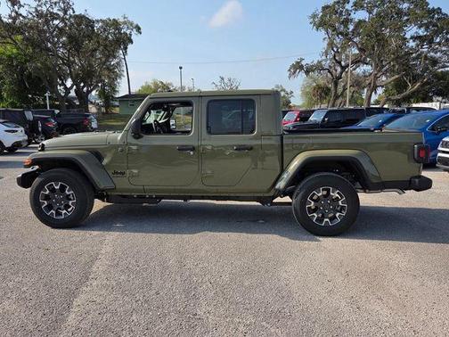 Sahara Beige 2026 Jeep Gladiator Sport