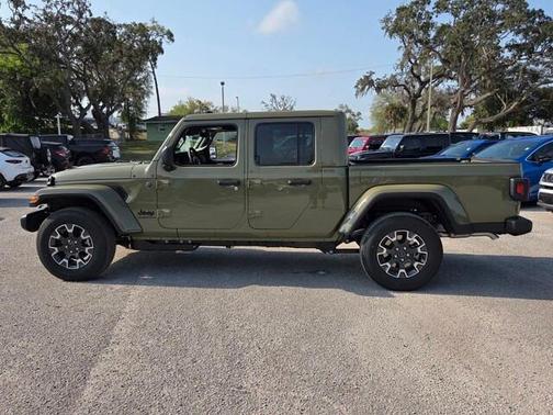 Sahara Beige 2026 Jeep Gladiator Sport
