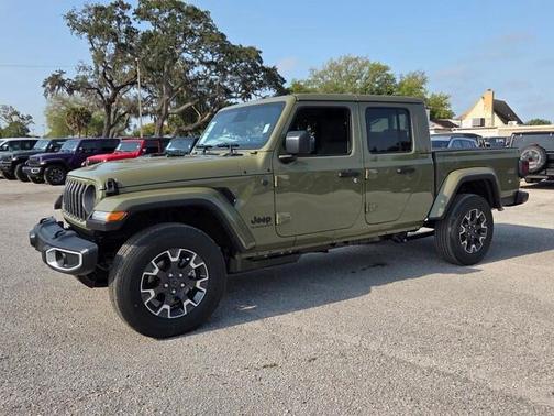 Sahara Beige 2026 Jeep Gladiator Sport