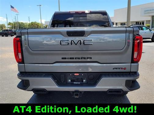 2021 GMC Sierra 1500 AT4