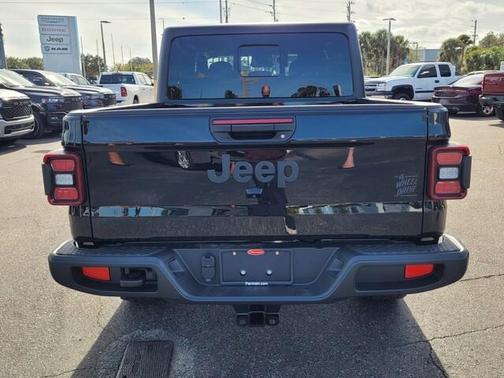 Black Clearcoat 2026 Jeep Gladiator Sport