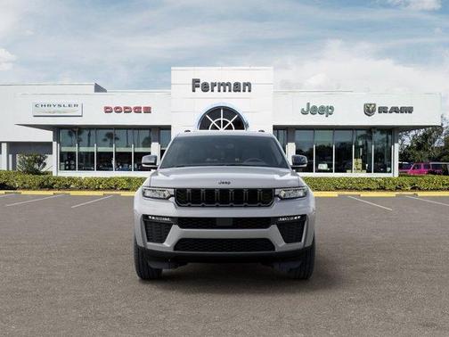 Silver Zynith 2026 Jeep Grand Cherokee Limited