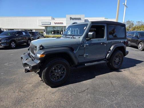 2025 Jeep Wrangler Sport
