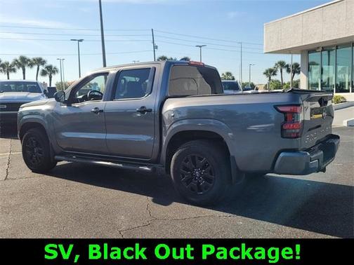 2023 Nissan Frontier SV