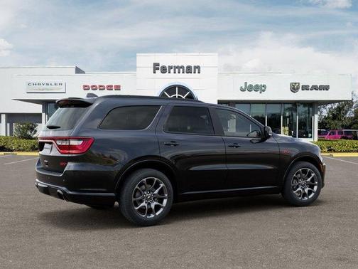 DB Black Crystal Clearcoat 2026 Dodge Durango GT Plus HEMI V8