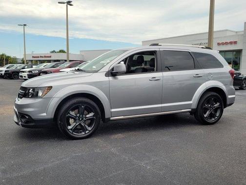 2018 Dodge Journey Crossroad