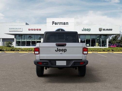 2026 Jeep Gladiator Sport