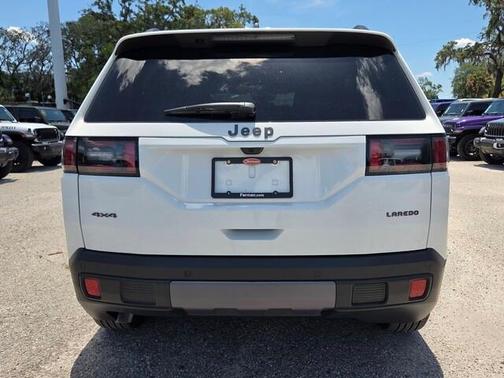 Bright White Clearcoat 2026 Jeep Cherokee LAREDO/LIMITED
