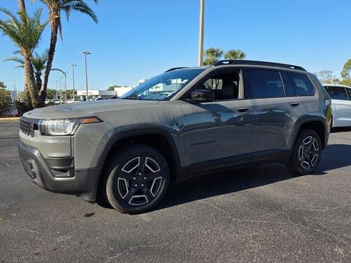 Sting Gray Clearcoat 2026 Jeep Cherokee LAREDO/LIMITED