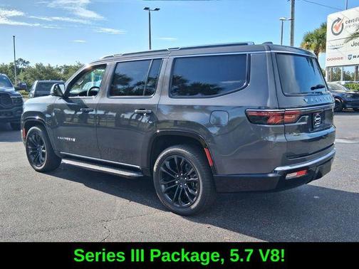 Metallic 2022 Jeep Wagoneer Series III