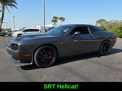 2016 Dodge Challenger SRT Hellcat