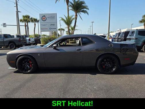 2016 Dodge Challenger SRT Hellcat