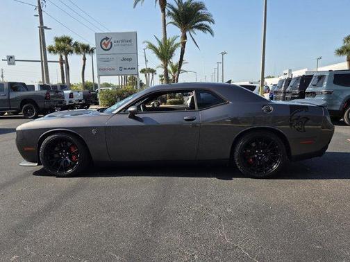 2016 Dodge Challenger SRT Hellcat