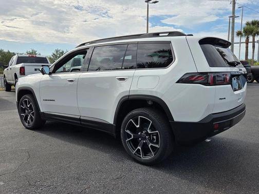 Bright White Clearcoat 2026 Jeep Cherokee Overland