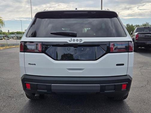 Bright White Clearcoat 2026 Jeep Cherokee Overland