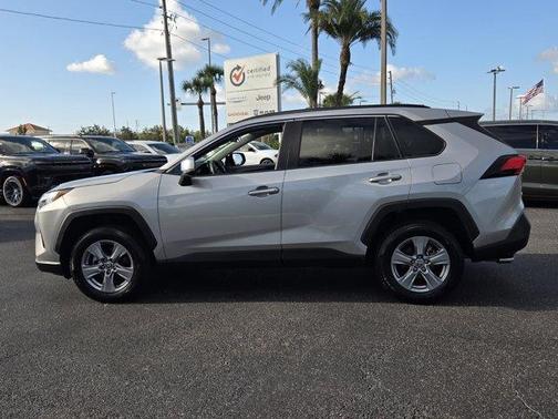Silver Sky Metallic 2022 Toyota RAV4 XLE