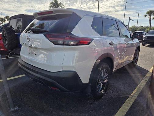 Glacier White 2021 Nissan Rogue S