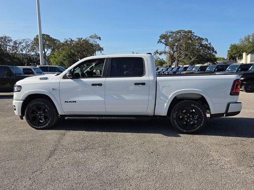 Bright White Clearcoat 2026 RAM 1500 Big Horn/Lone Star