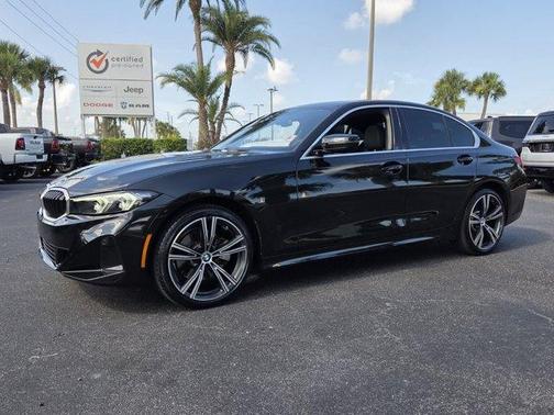 Black Sapphire Metallic 2024 BMW 330 i