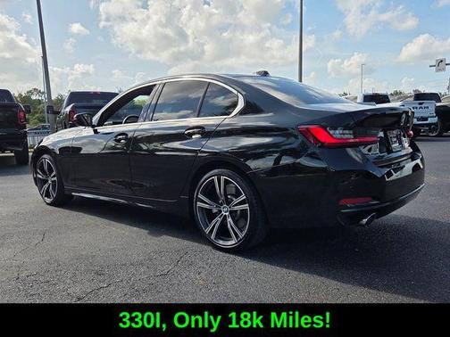 Black Sapphire Metallic 2024 BMW 330 i