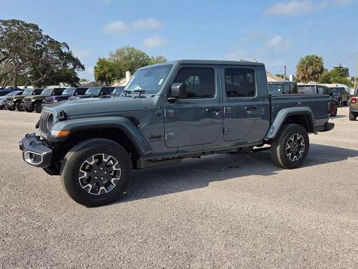 Anvil Clearcoat 2026 Jeep Gladiator Sport