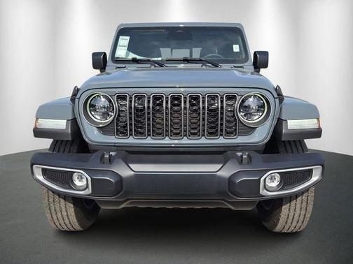 Anvil Clearcoat 2026 Jeep Gladiator Sport