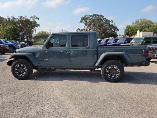 Anvil Clearcoat 2026 Jeep Gladiator Sport