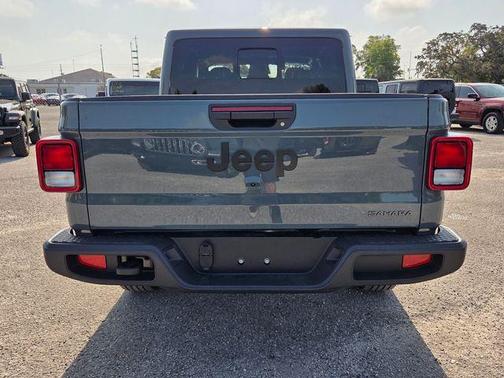 Anvil Clearcoat 2026 Jeep Gladiator Sport