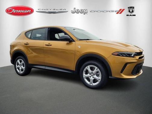 Gold 2025 Dodge Hornet GT