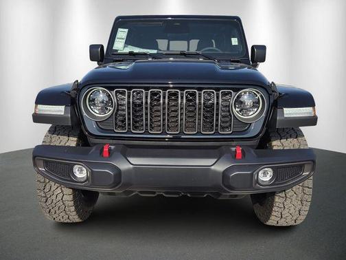 Black Clearcoat 2026 Jeep Gladiator Rubicon
