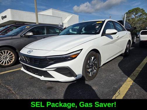 White 2024 Hyundai ELANTRA SEL