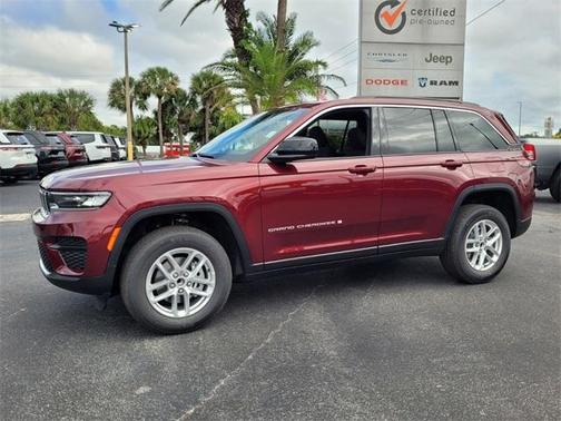 2025 Jeep Grand Cherokee Laredo X