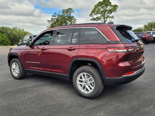 2025 Jeep Grand Cherokee Laredo X