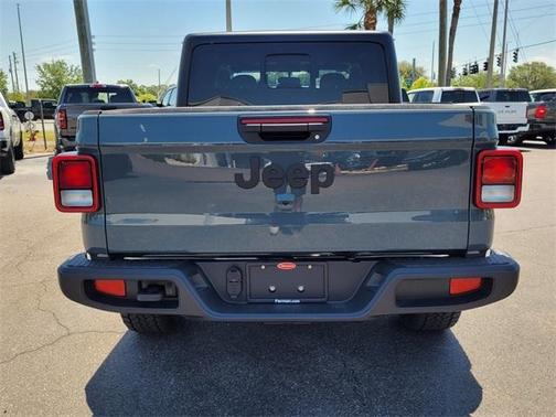 2025 Jeep Gladiator Sport