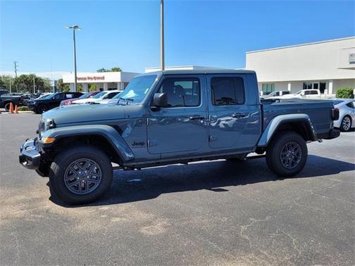 2025 Jeep Gladiator Sport