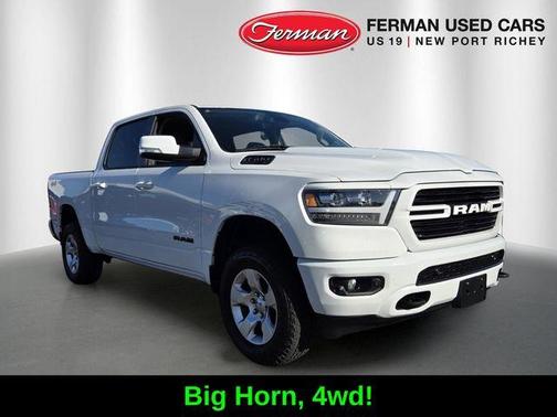 Bright White Clearcoat 2019 RAM 1500 Big Horn