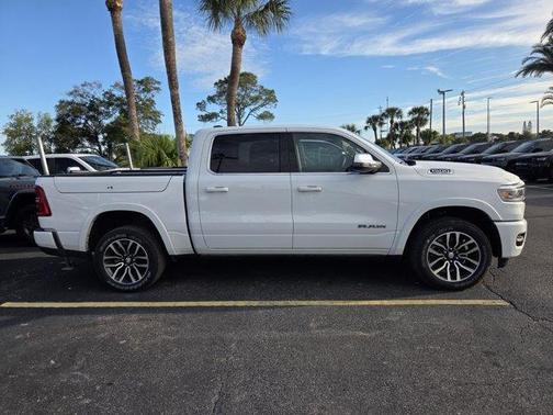 Bright White Clearcoat 2025 RAM 1500 Limited