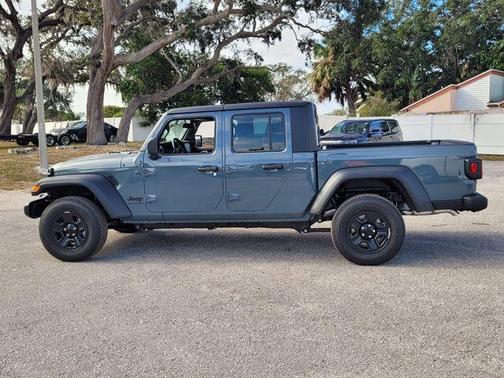 Anvil Clearcoat 2026 Jeep Gladiator Sport
