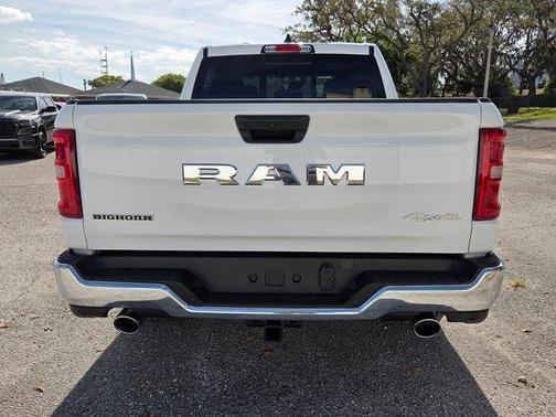 Bright White Clearcoat 2026 RAM 1500 Big Horn/Lone Star