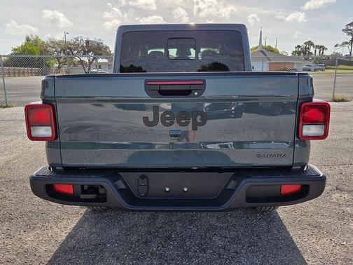 Anvil Clearcoat 2026 Jeep Gladiator Sport