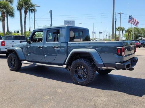 2025 Jeep Gladiator Sport