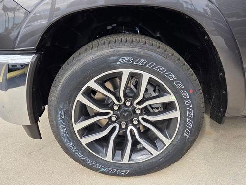 Granite Crystal Clearcoat Metallic 2026 RAM 1500 Limited