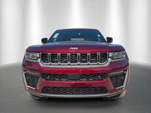 Velvet Red Pearlcoat 2026 Jeep Grand Cherokee Limited