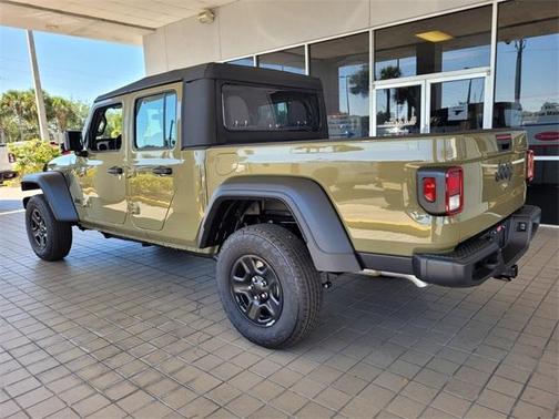 2025 Jeep Gladiator Sport