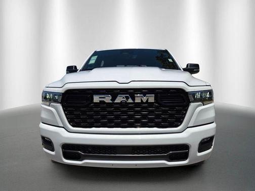 Bright White Clearcoat 2026 RAM 1500 Big Horn/Lone Star