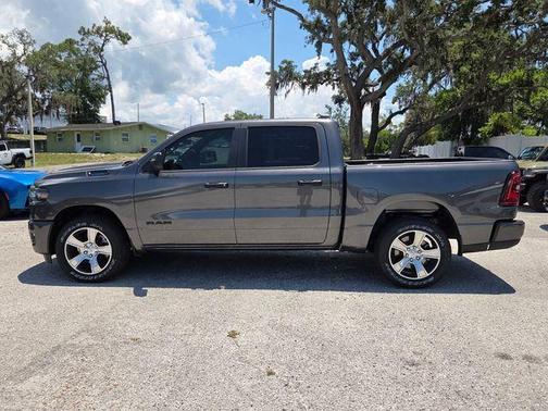 Granite Crystal Clearcoat Metallic 2026 RAM 1500 Express