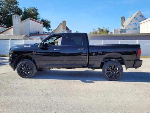 Diamond Black 2026 RAM 2500 Big Horn