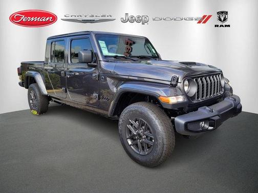 2026 Jeep Gladiator Sport